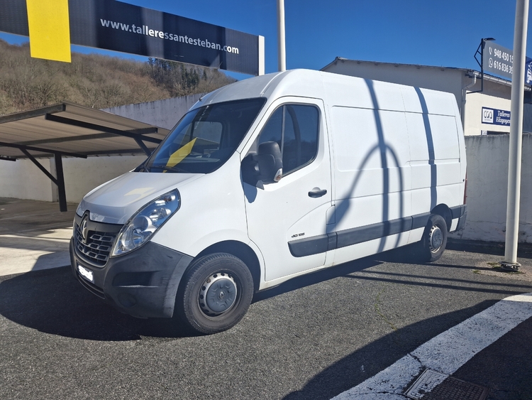 Renault Master Furgón L2H2 dci 135 CV foto 2